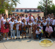 activistas voluntarios dia donancion de sangre 